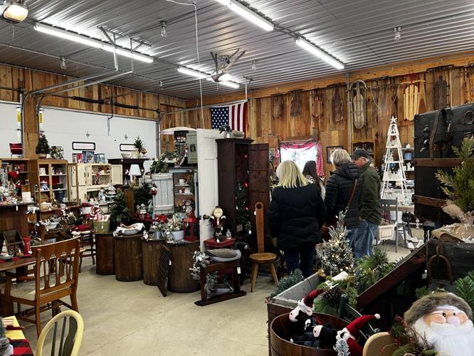 Christmas at the barn gets Masontown into the holiday spirit