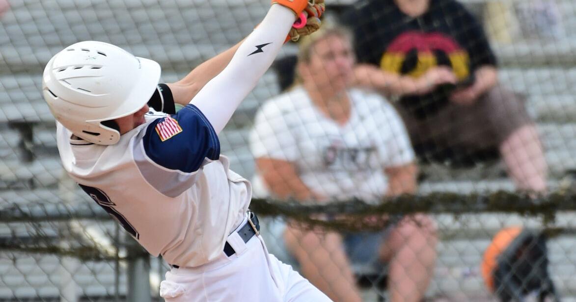 Post 13 infield single by 6.JPG