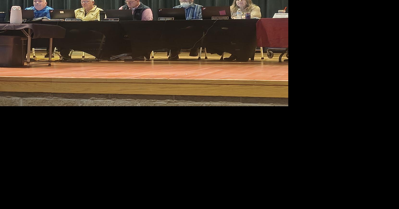 Roane County Schools consolidation plan passes 4-1 despite emotional ...