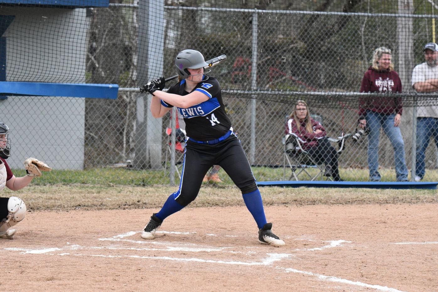 Roane downs Lewis County in season opener, 7-5 | Harrison County High School  Sports | wvnews.com
