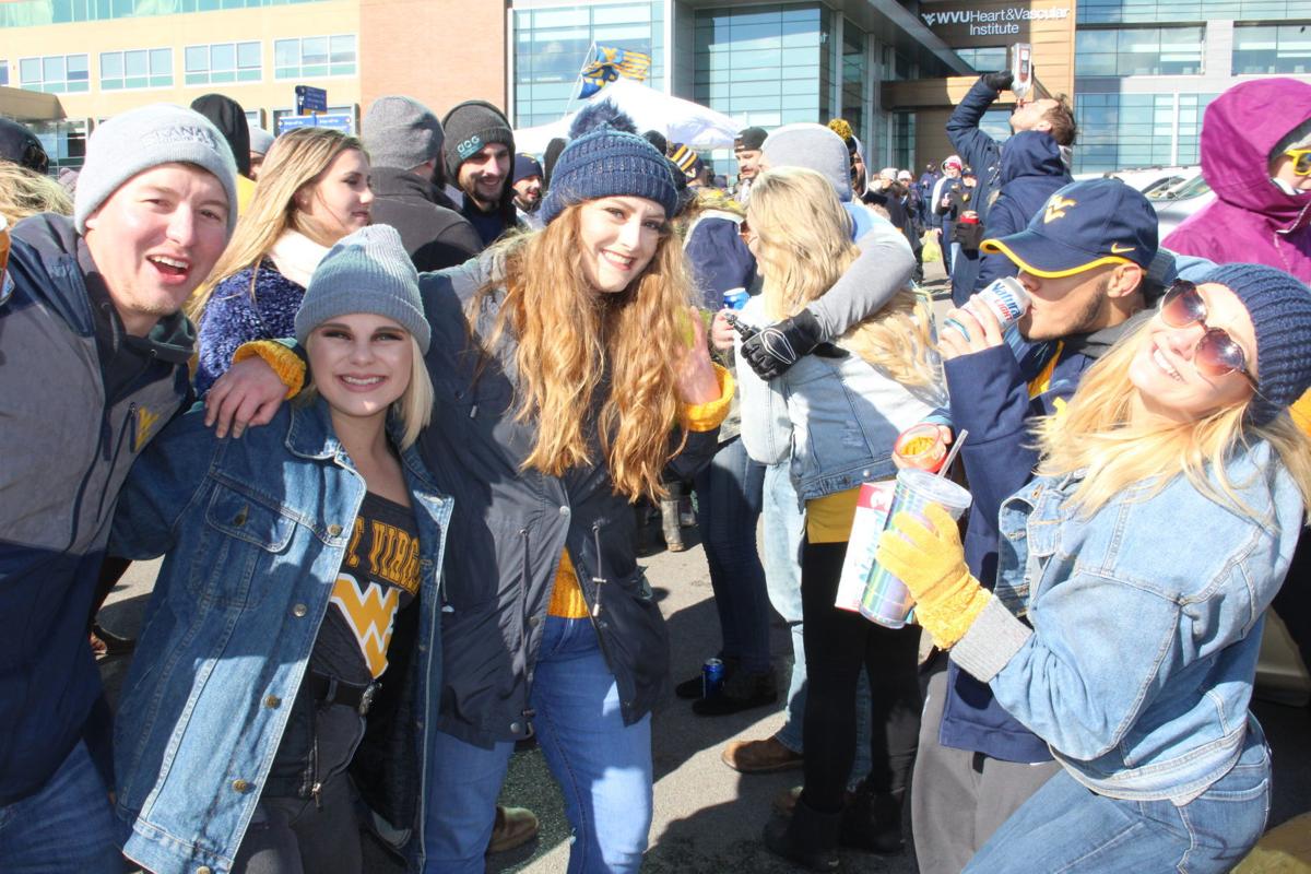 Tailgating Draws Mountaineers Together Even Before Kickoff Ncwv Life Wvnews Com