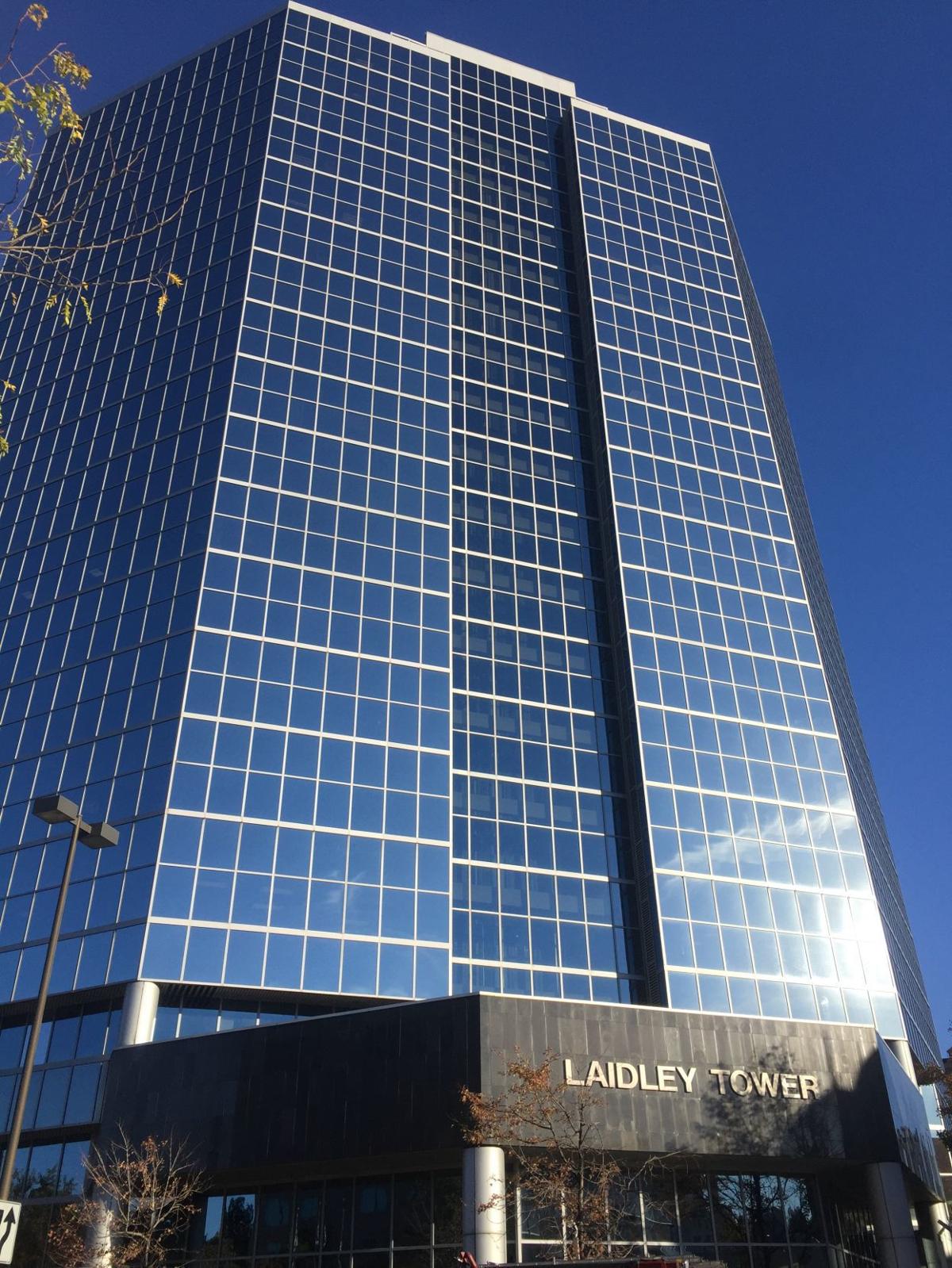 Huntington Bank celebrates record growth, Moves regional headquarters