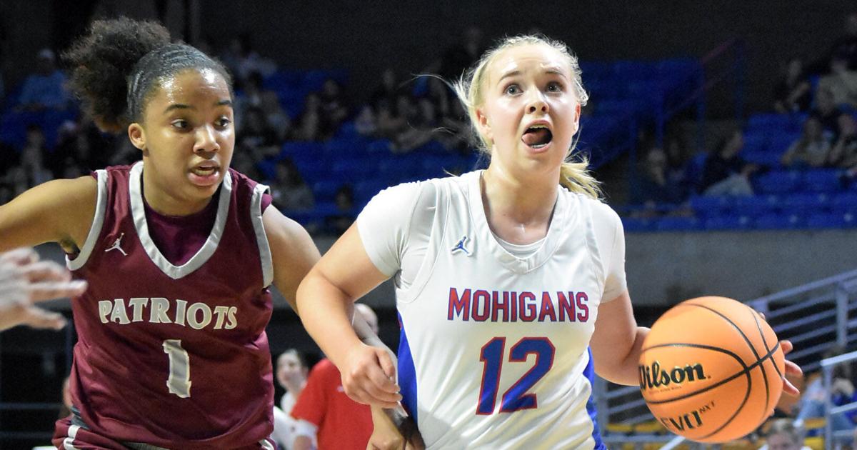 No. 2 uses significant 2nd half runs to move into Class AAAA
