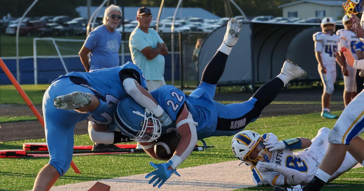 Philip Barbour takes down Grafton on last-second field goal