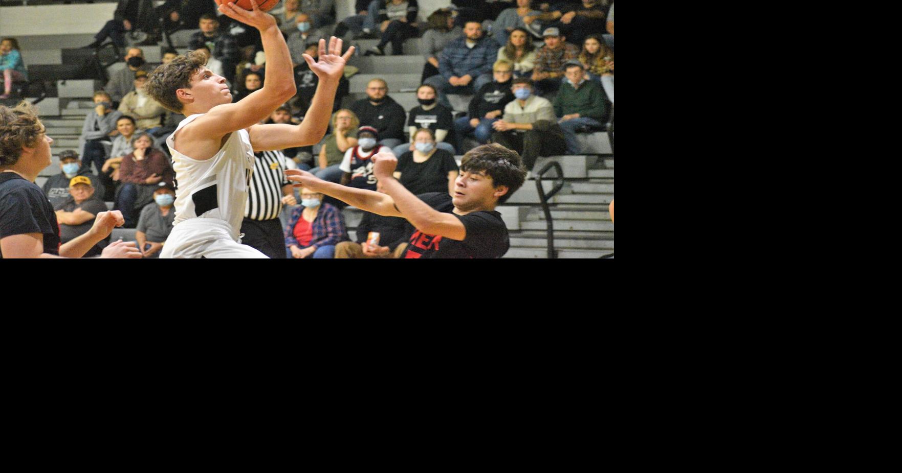 Undefeated Winfield holds off Miller, North Marion, 60-44