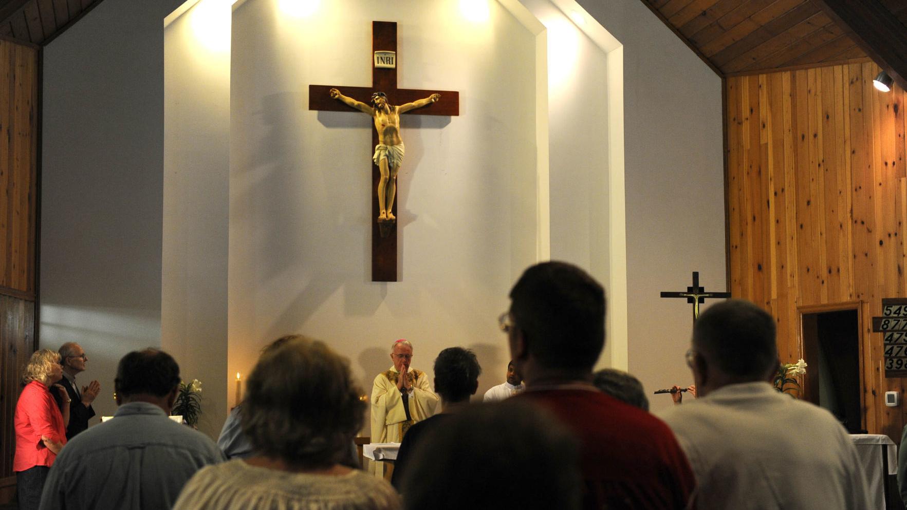 Bishop Sent Cash To Priests He Was Accused Of Mistreating Vatican Report Says Wv News Wvnews Com