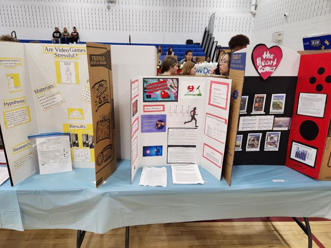 Kleindeinst wins prize for science fair as middle school student - St.  Louis Post Dispatch Archive