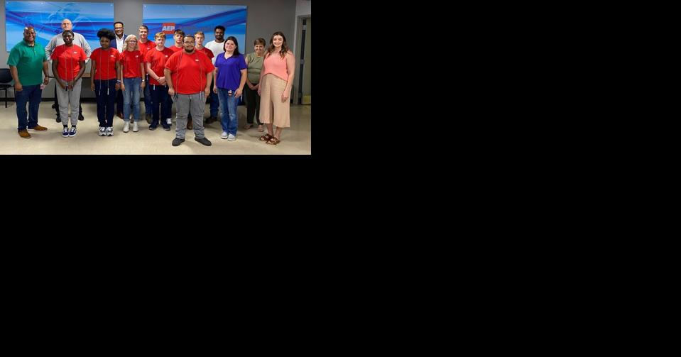 High School interns pitch Capstone presentations to West Virginia business leaders - Vimarsana News