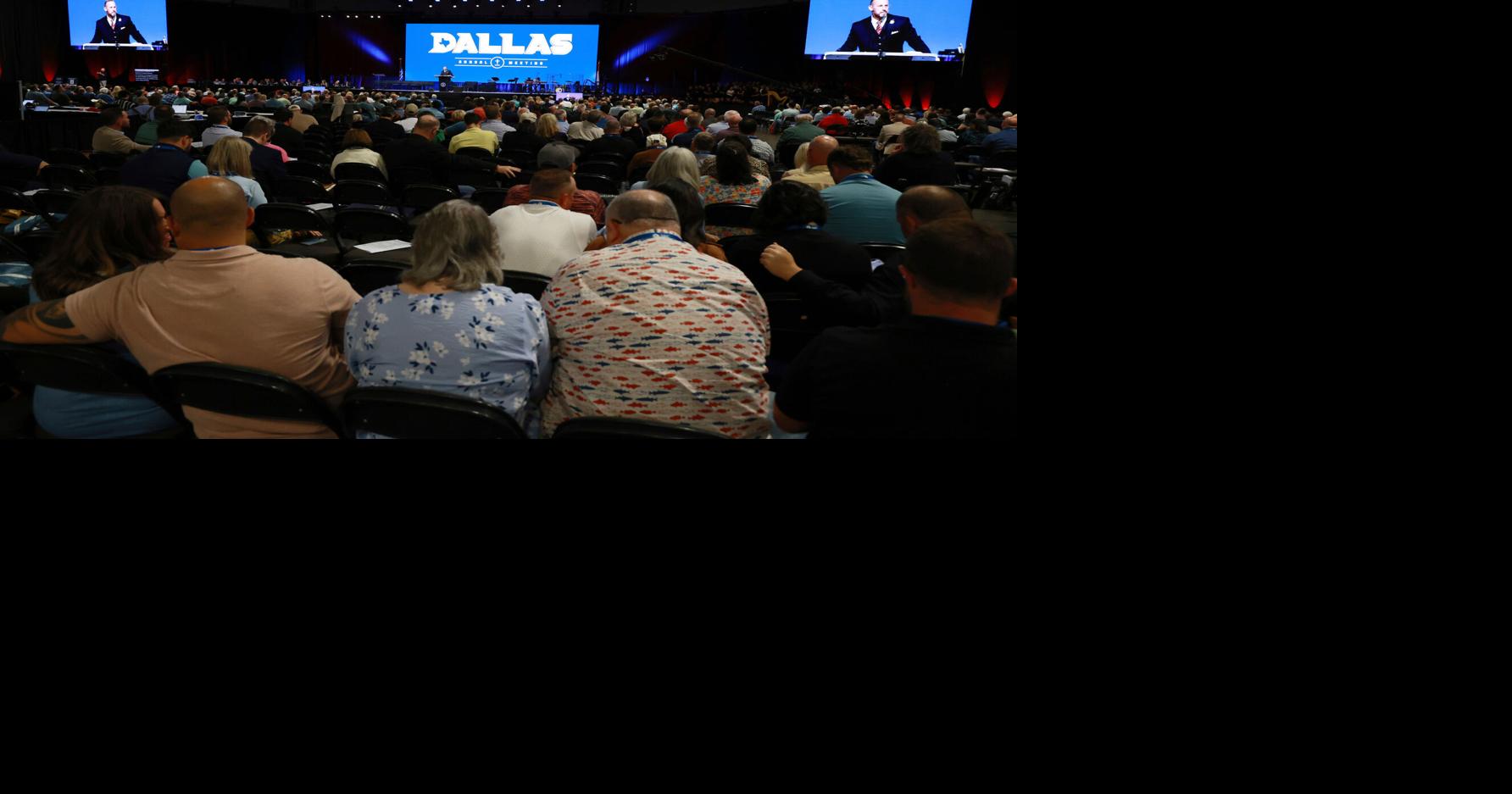 Southern Baptist Convention continues membership slide but grows in attendance, baptisms
