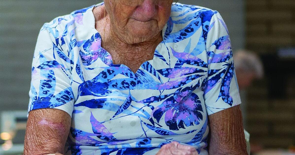 Mesa group makes 18,000 sleeping bags for homeless people