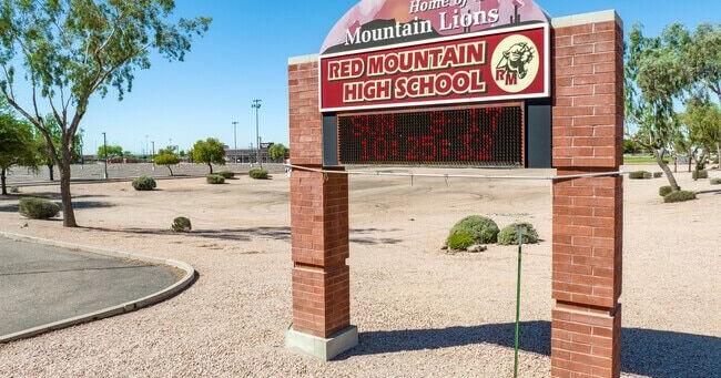 East Valley Institute of Technology creating nursing program at Mesa high school