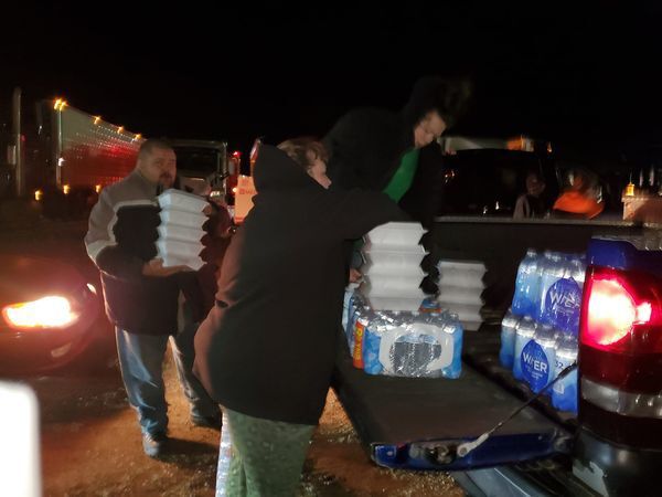 Feeding truckers at fairgrounds