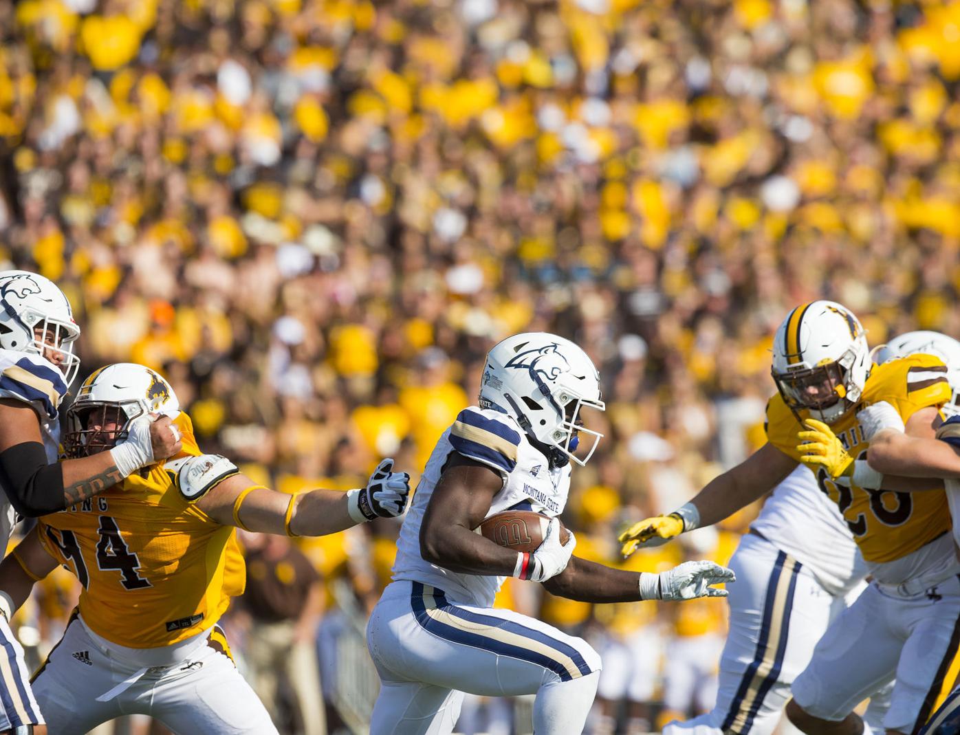 wyoming rallies to beat montana state 19 16 university of wyoming wyomingnews com