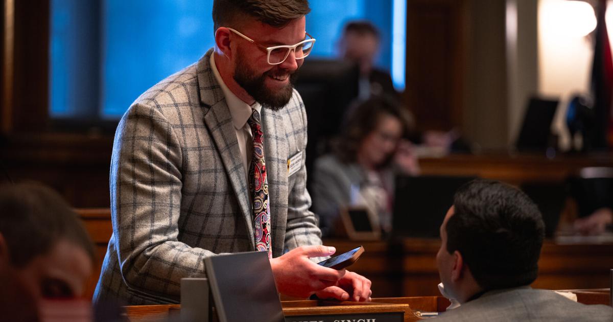 Universal school voucher passes Wyoming House of Representatives amid