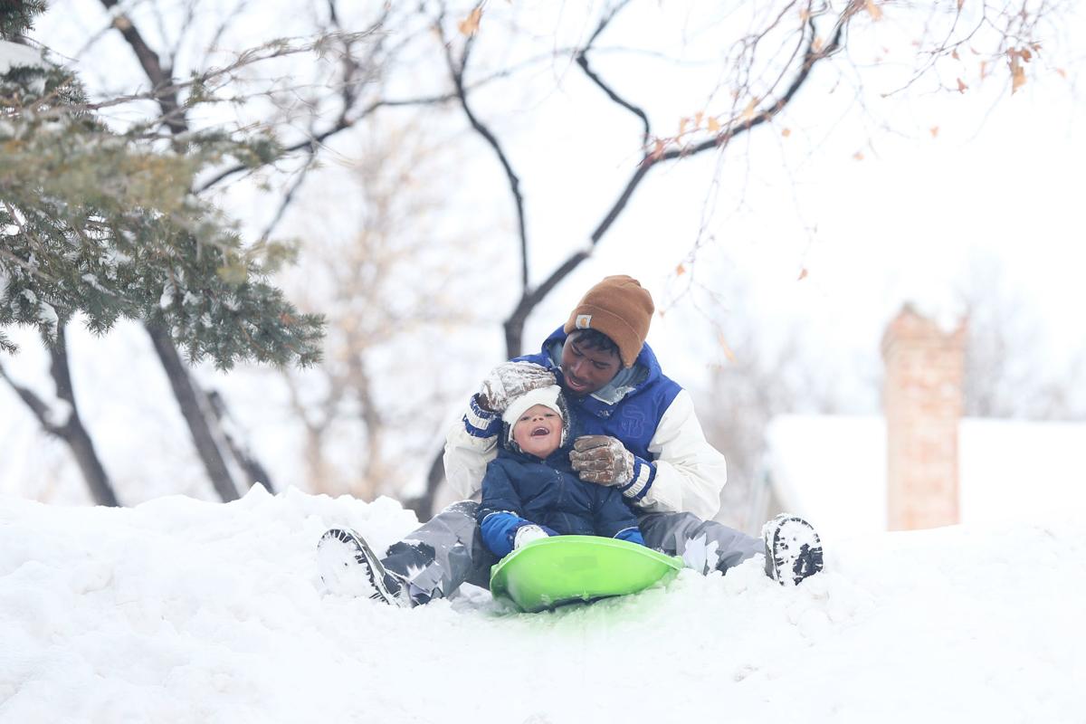 20191127-feat-sledding-mc-5.JPG