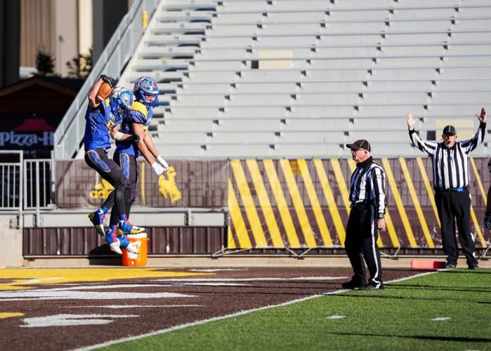 Shoshoni stymies Rocky Mountain for 1A nineman title State Football