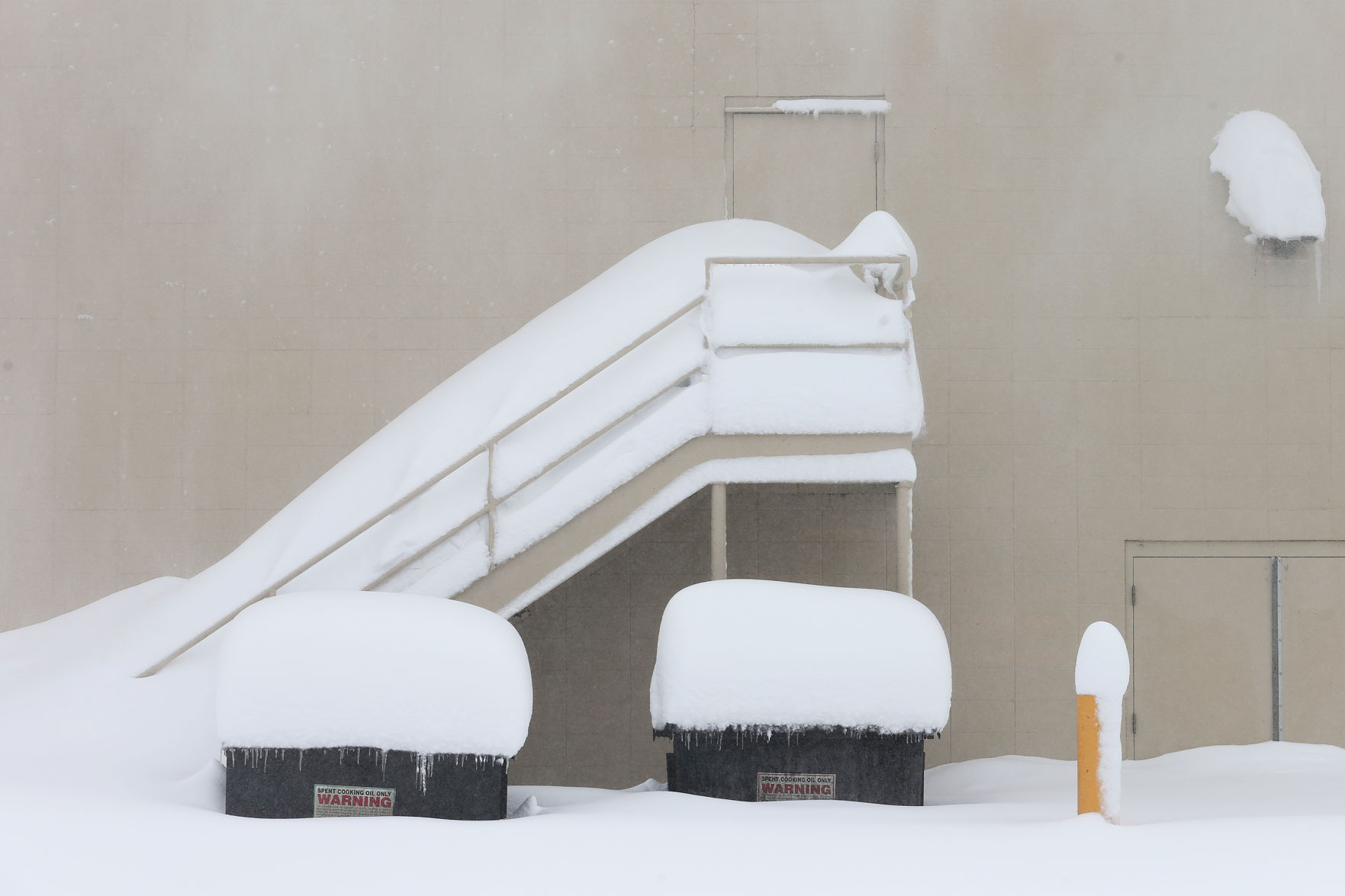 Winter storm tops one-day snowfall record | Local News