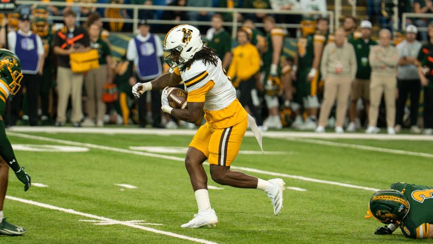 One step forward, two steps back for Wyoming football | University of ...