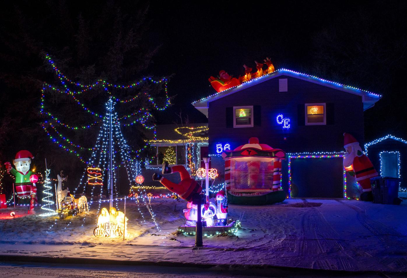Cheyenne Christmas Lights Map 2022 Christmas Displays Around Cheyenne Shine For Memory, Family And Community  Spirit | Features | Wyomingnews.com