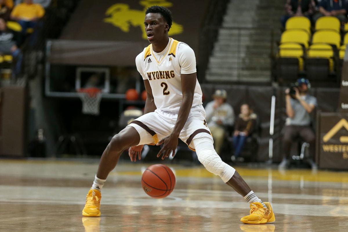 Knowing He Needs To Be One Of Uw S Leaders A J Banks Changes