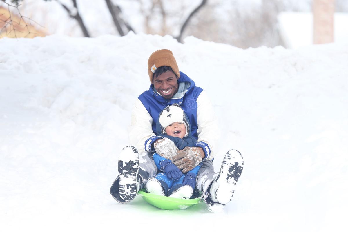 20191127-feat-sledding-mc-1.JPG