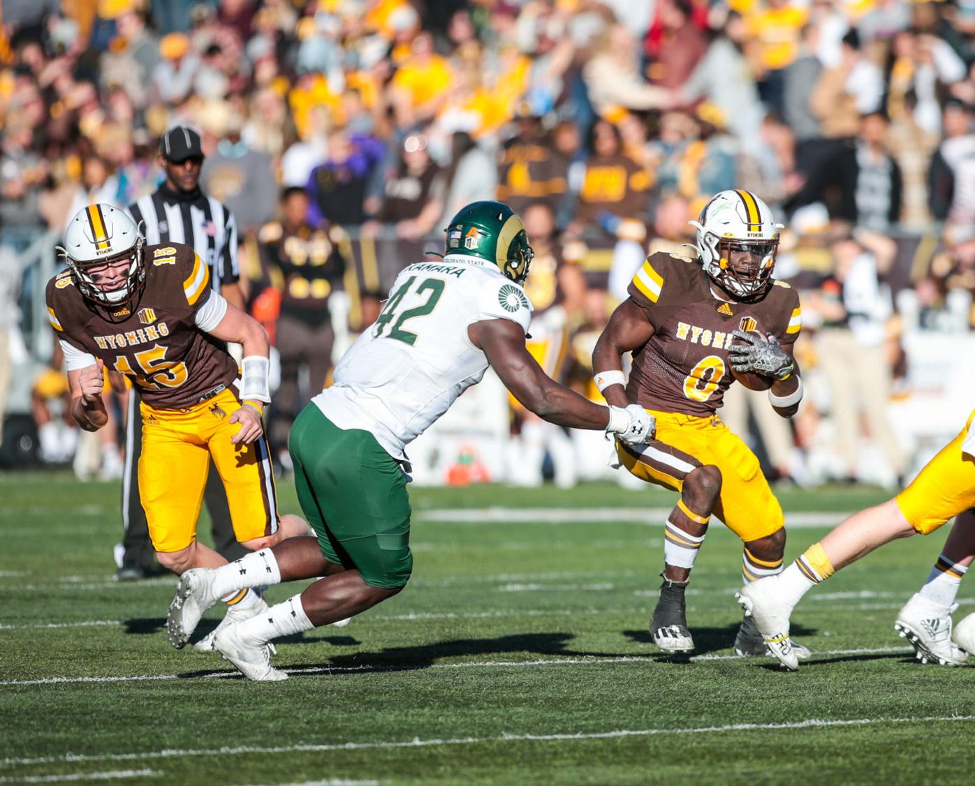 20211107-spts-uwfootball-rg-11.JPG