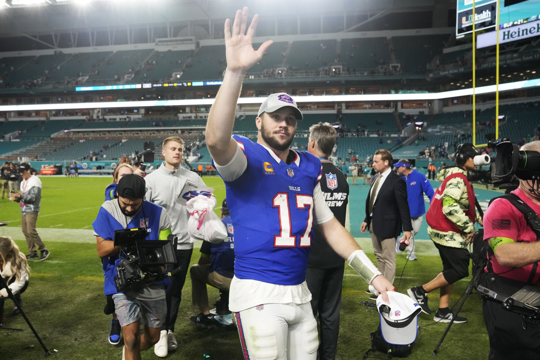 Pokes In The Pros: Allen Helps Bills Win AFC East Title | University Of ...