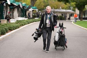 3 U.S. news outlets return to White House after judge orders Trump to lift ban