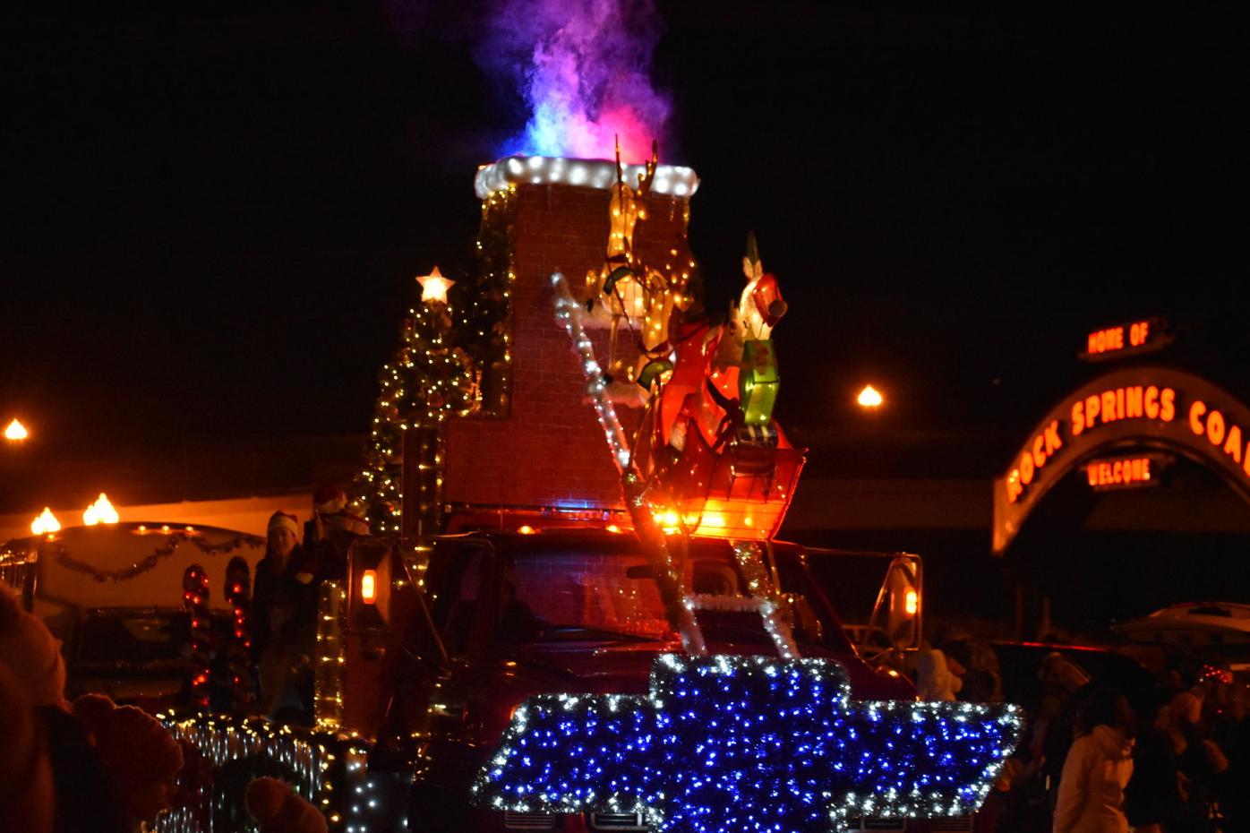 When Is Warren Ri Christmas Parade 2022 Old-Fashioned Christmas: Parade Lights Up The Weekend | Rocket Miner |  Wyomingnews.com