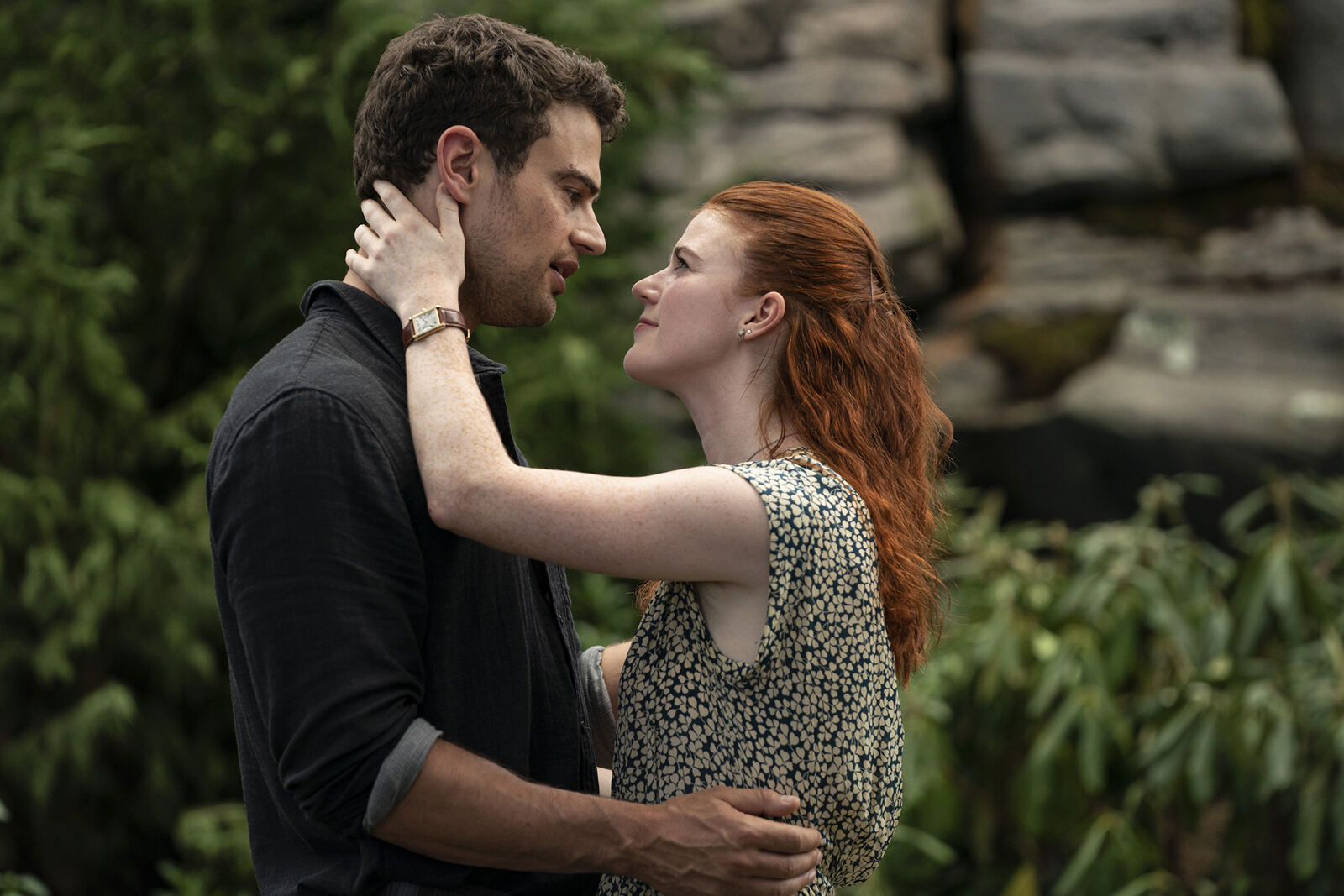 Rose Leslie and Theo James fall in love and fall through time in The Time Travelers Wife Features wyomingnews pic