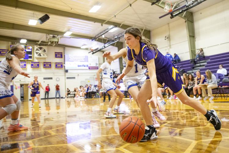 Burns Insurance Winter Classic prep basketball Gallery