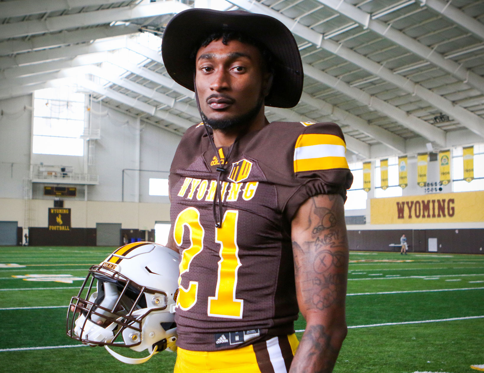 Wyoming starting cornerbacks Coldon 