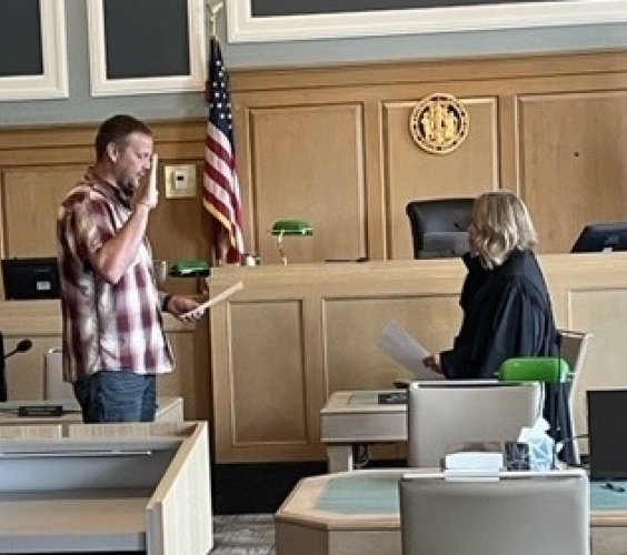 Carbon County Sheriff's Office welcomes new school resource officer |  Economy & Labor | wyomingnews.com