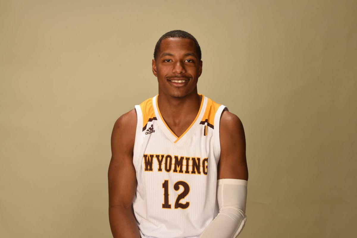 Two More Uw Men S Basketball Players Enter Transfer Portal
