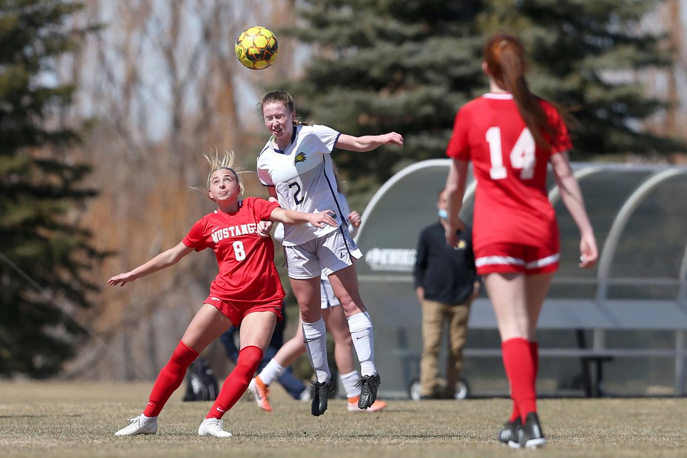 20210402-spts-LCCCwomen-mc-17.JPG