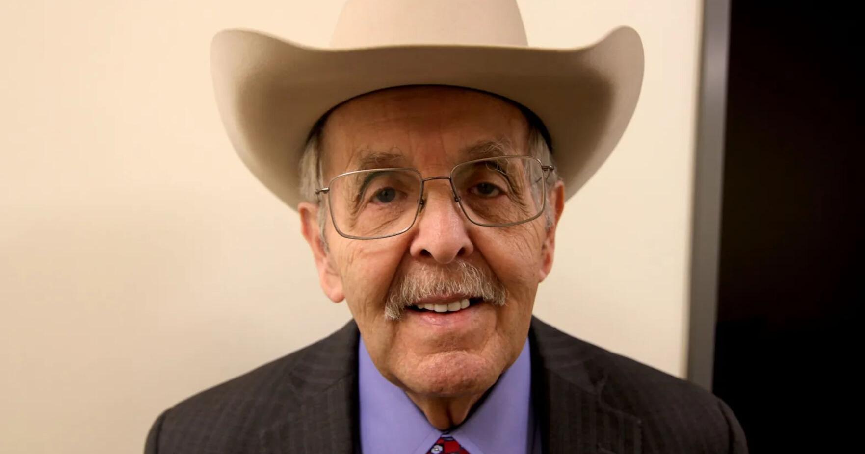 A sheepman lobbying for cows: Jim Magagna remains a political force at 80 - Vimarsana News