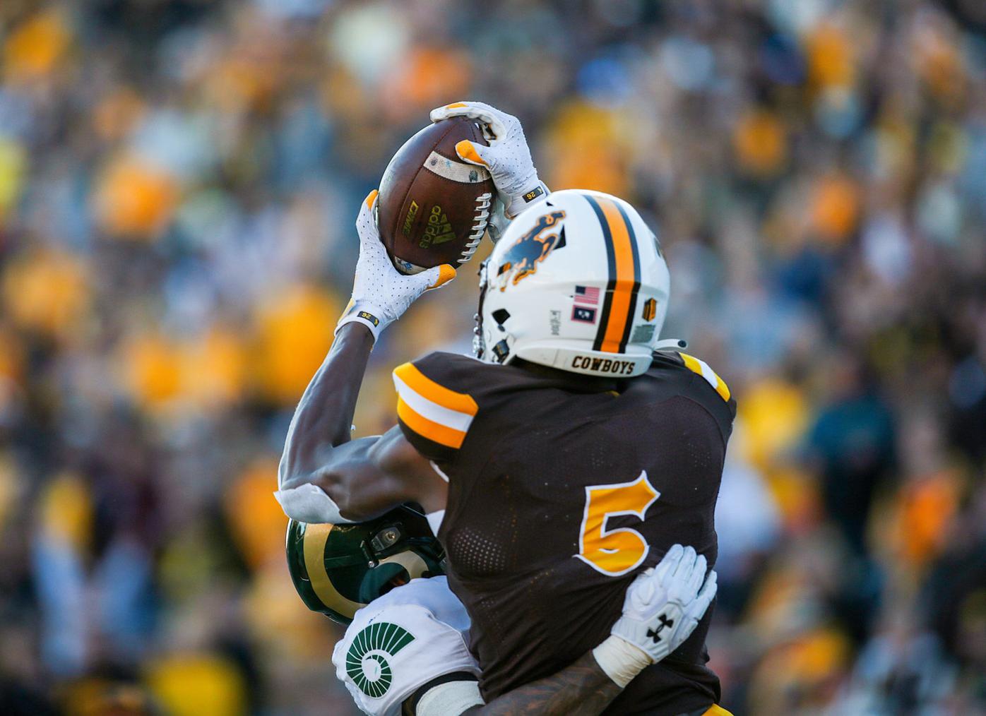 20211107-spts-uwfootball-rg-08.JPG