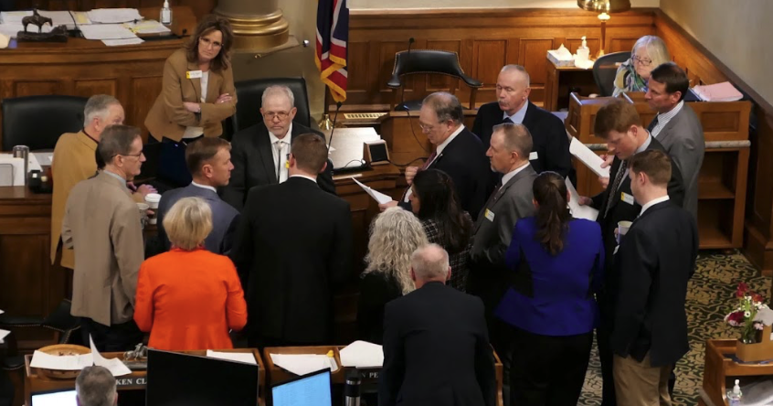 Four Wyoming lawmakers announce their departure, opening door to far right - Vimarsana News