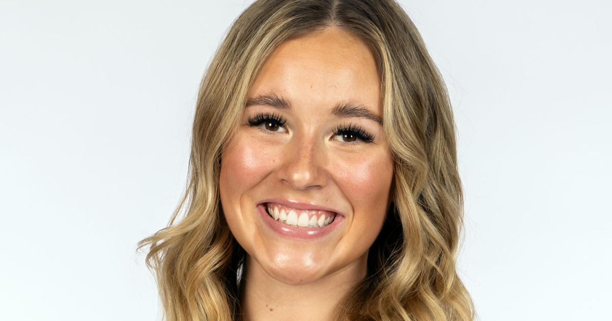 COLLEGE VOLLEYBALL LCCC falls to Western Wyoming LCCC