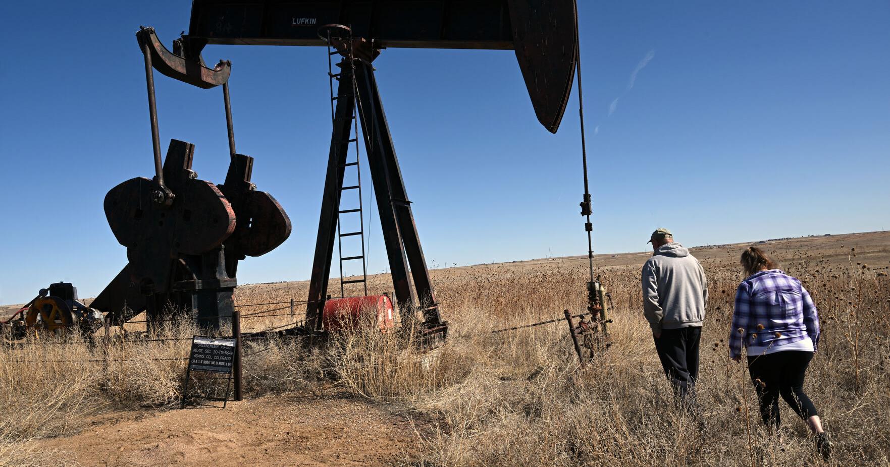 Lawsuit accuses oil, gas companies of fraud after bankruptcy results in 200 'orphan' wells in Colorado - Vimarsana News