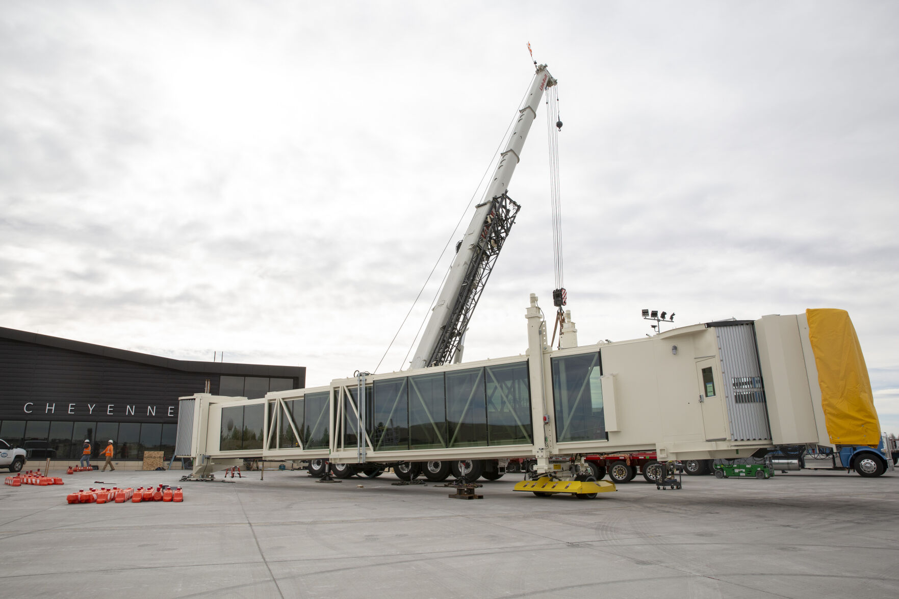 New 2 Million Boarding Bridge Installed At Cheyenne Regional Airport   65552832ae6db.image 