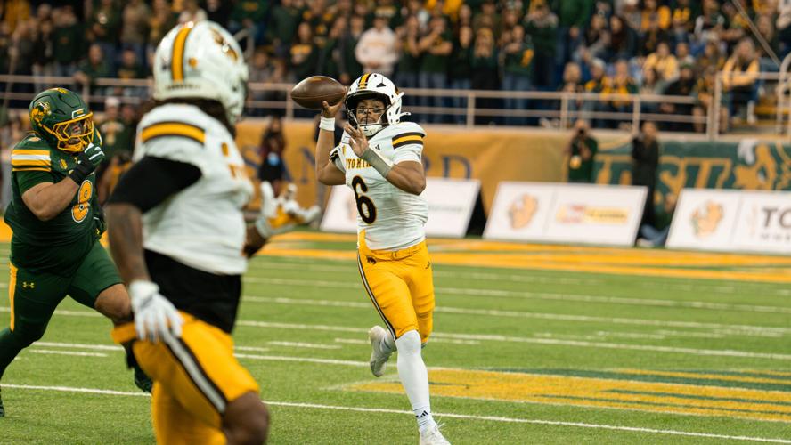 One step forward, two steps back for Wyoming football | University of ...
