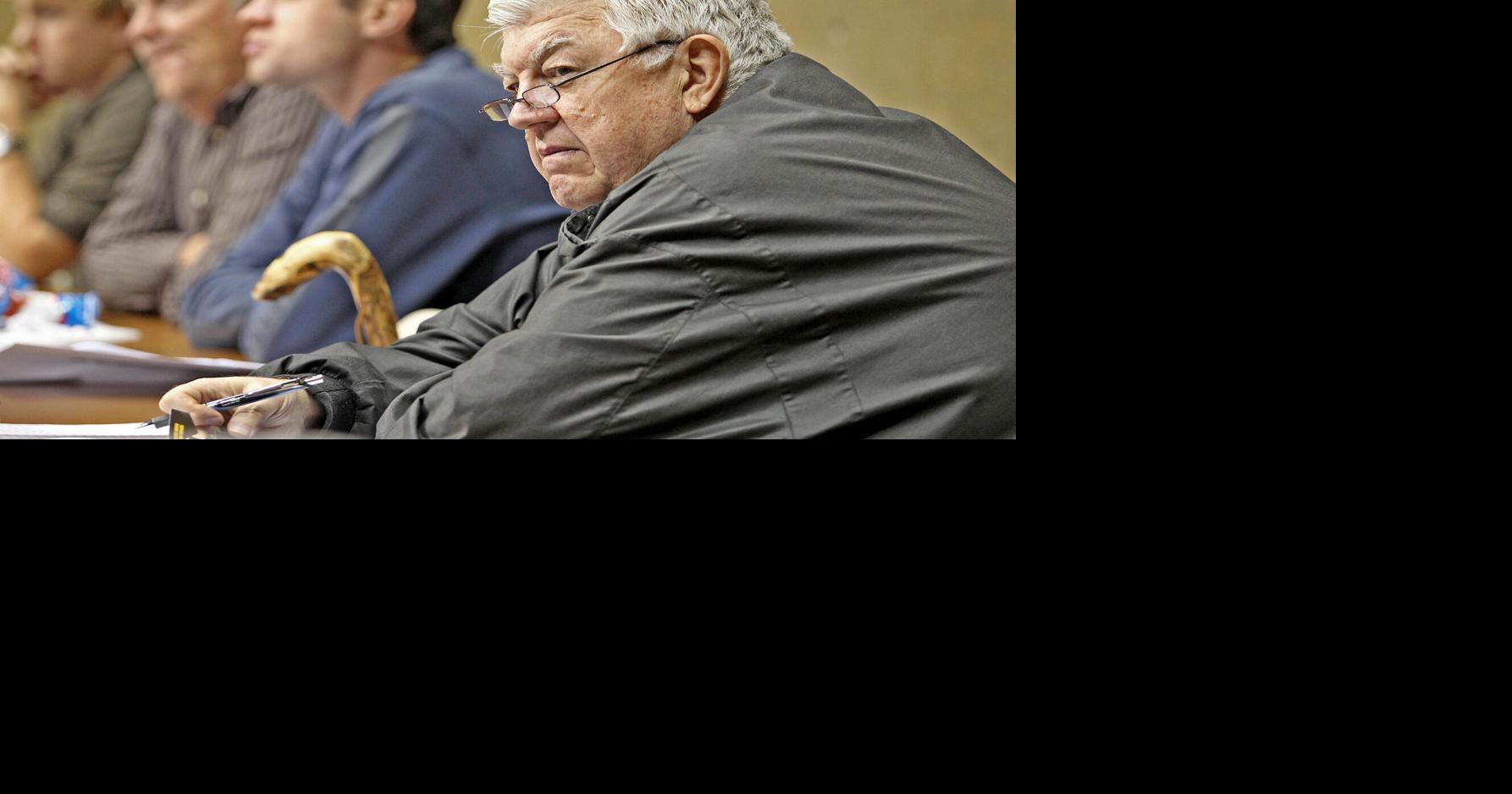 Remembering legendary Wyoming sportswriter Bob Hammond