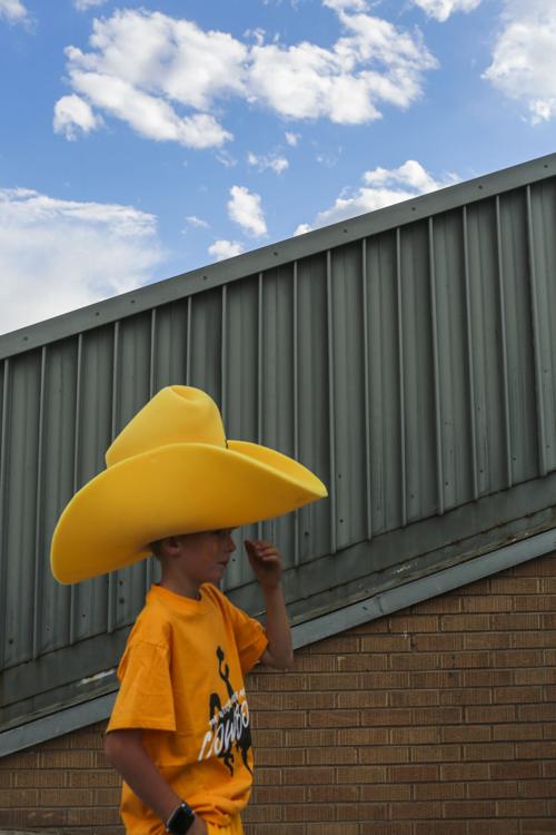 A big hat for the big game | Local News | wyomingnews.com