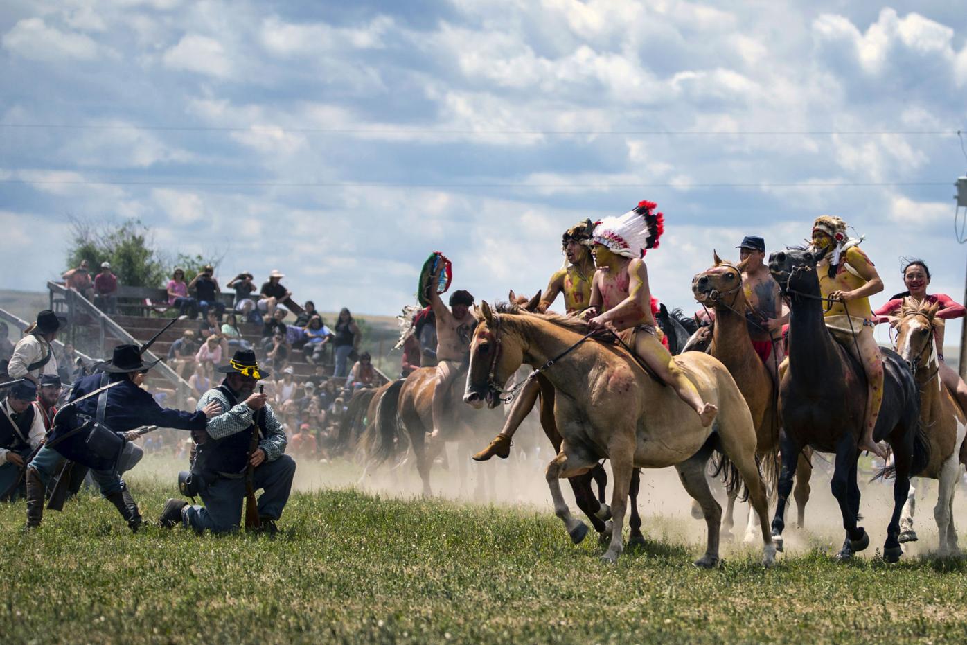 Montana's Crow tribe reenacts the Battle of Little Bighorn News