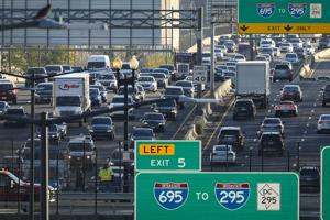 U.S. to explore allowing driverless cars without steering wheels