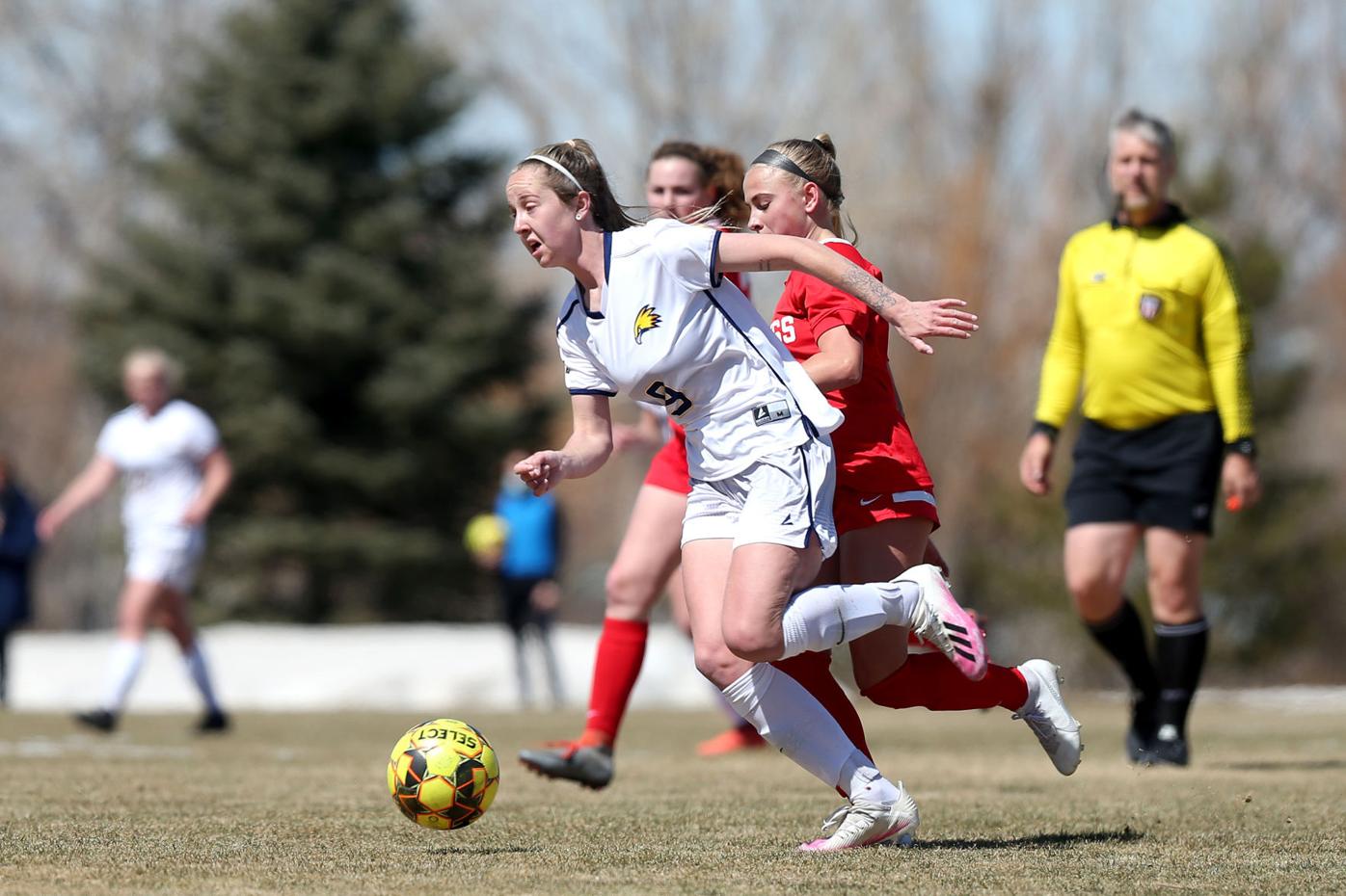 20210402-spts-LCCCwomen-mc-7.JPG