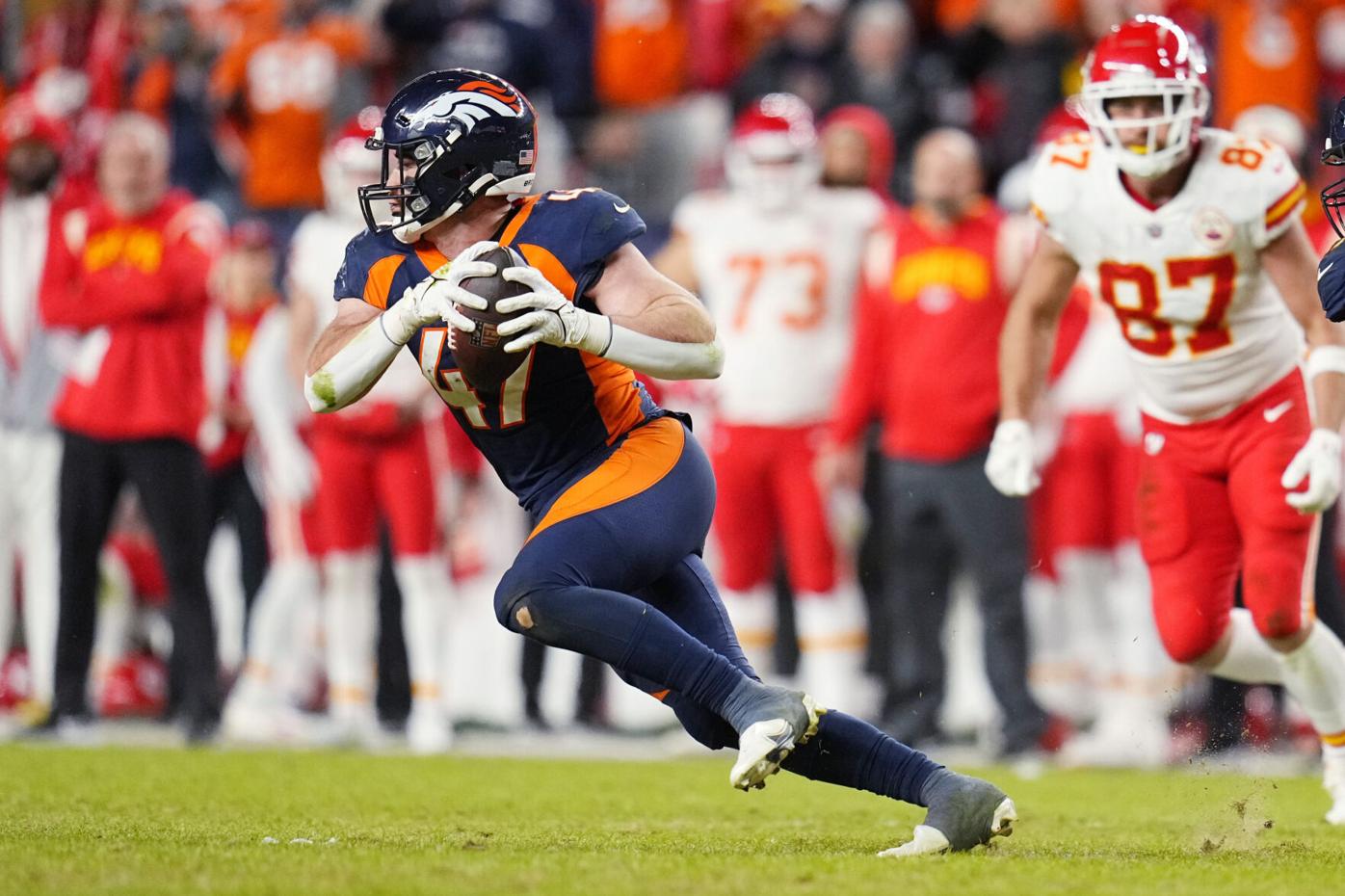 Broncos revel in small gains as they careen toward basement