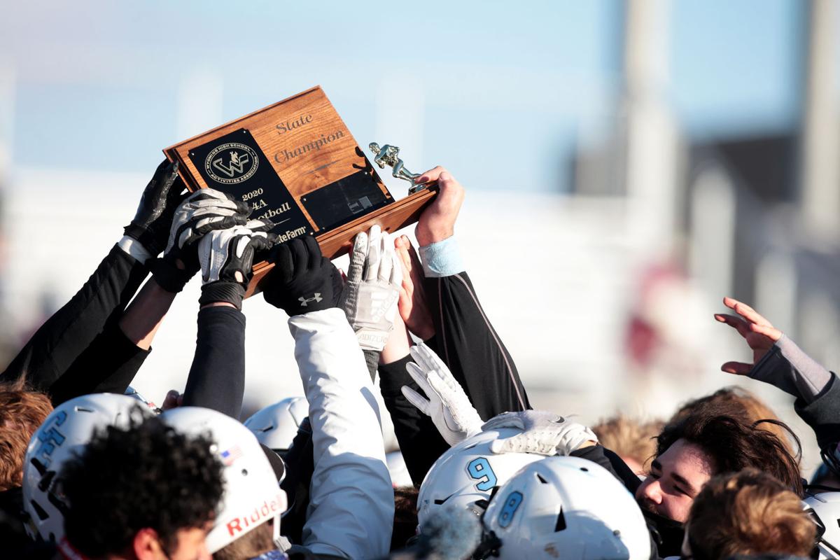 20201115-spts-eastfb-mc-23.JPG