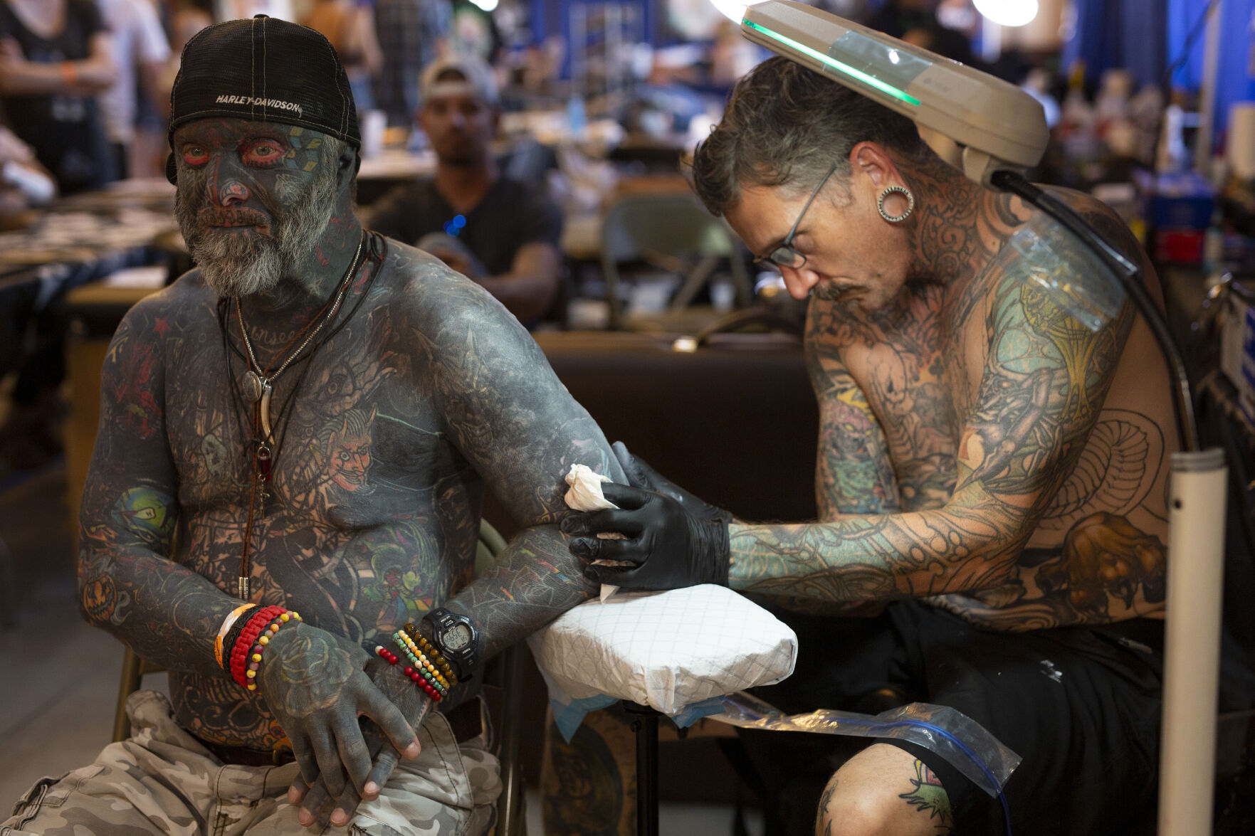 Tattoo artists compete at annual Artist Gathering Tattoo Convention and  Music Festival  Entertainment  news8000com
